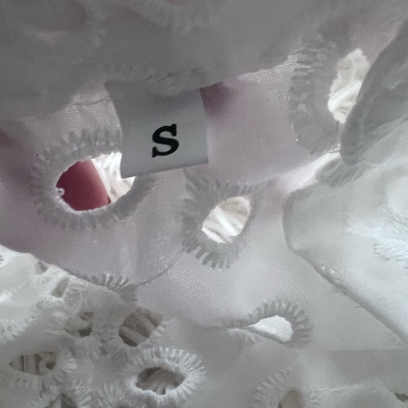 White Eyelet Dress EUC Shein - Picture 4 of 8